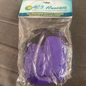 New 18oz neoprene bottle carrier w/ pocket and adjustable strap
